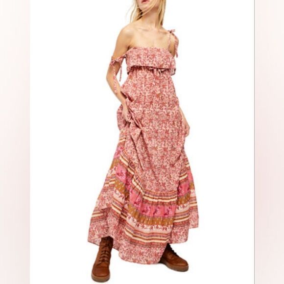 Free People   - Picture 13 of 14